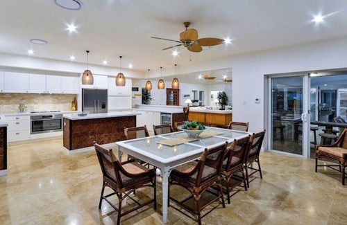 Hamilton Island House | Whitehaven House