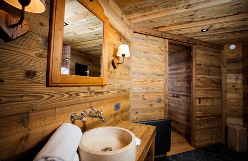 Monthey Cabin | Experience Whitepod: 4-Star Comfort with Spa & Restaurant