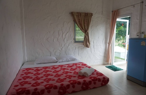 Pak Chong Hotel | Relaxing WhiteRock Resort Pakchong with Family-Friendly Amenities