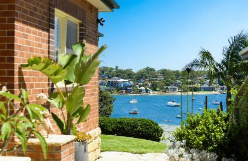 Cronulla House | Relax at Whitesands Beach House Cronulla – Family Friendly Stay