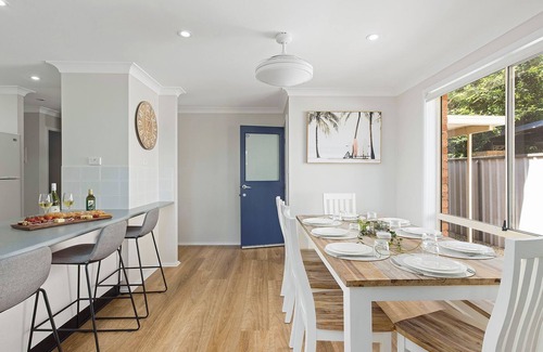 Fingal Bay House | Whitesands Hideaway: Family-Friendly Retreat Near Fingal Beach