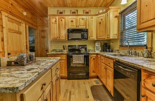 Ellijay Cabin | Unmatched Experience at Whitetail Ridge, Ellijay, GA