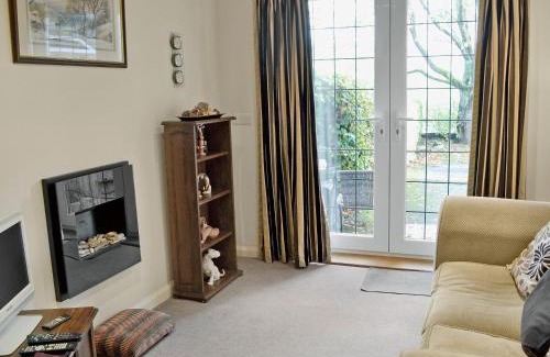 Skipton House | Welcoming Whitethorn Lodge: Family-Friendly & 4-Star Rated
