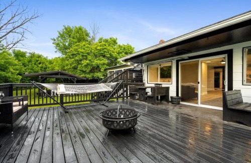 South Bay House | Experience Whitewater The Main Sail on Oneida Lake