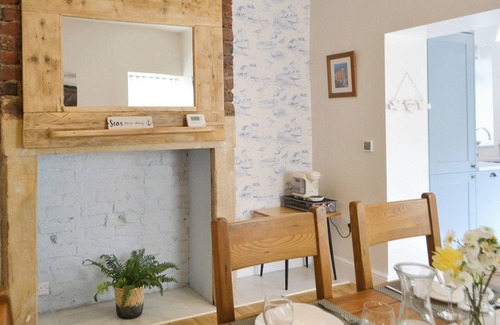 Whitley Bay Cottage | Family-Friendly 3 Bedroom Retreat in Whitley Bay