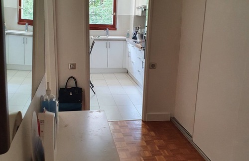 Cœur de Ville Apartment | Elegant 4-Room Apartment with Kitchen & Breakfast Included