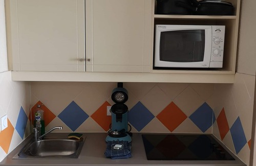Cannes La Bocca Apartment | Idyllic Sea View Apartment for 4 with Free Parking