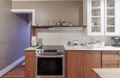 Rochester House | Whole House 5 min from Downtown 10-Beds sleep 14