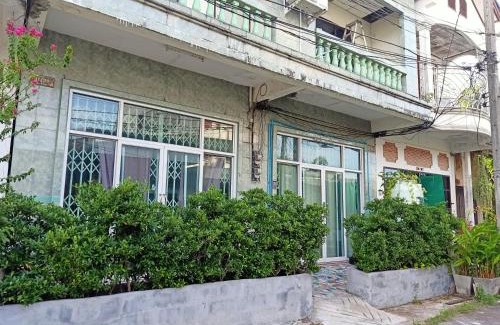 Hat Yai House | Private House for 5 Guests with Kitchen Access