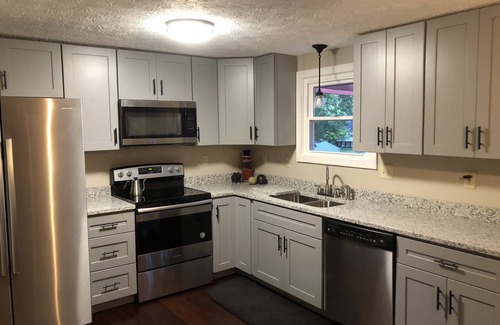 Mason House | Relaxing Whole House Getaway Near Local Attractions