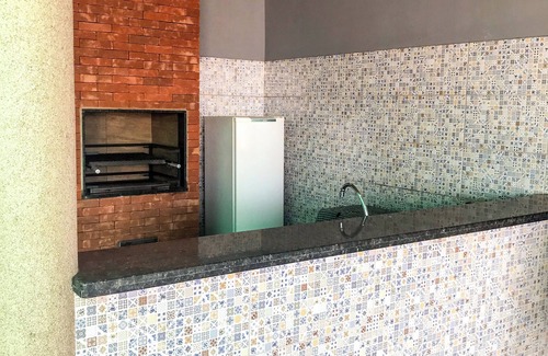 Frutal Apartment | Whole Space. Ideal for one person or a couple. Pets are welcome.
