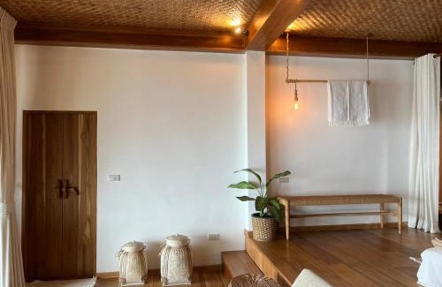 Baan Tai Resort | Inviting Nam Beach: Oceanfront Retreat with Restaurant