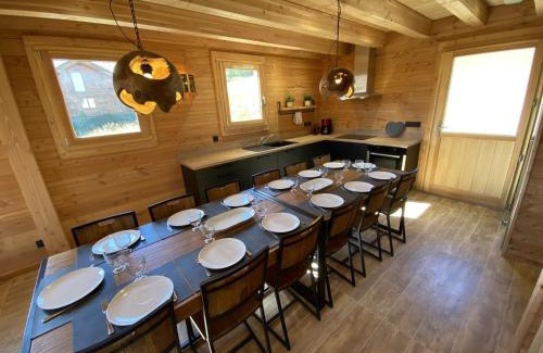 La Toussuire Villa | Whymper Chalet: Family-Friendly Retreat with Panoramic Views