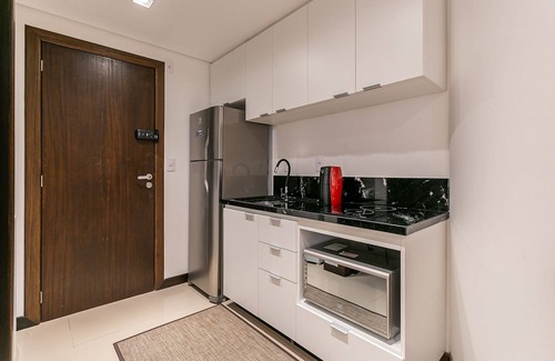 Agronomica Apartment | Seaside Escape with Balcony & Free Wi-Fi for Families