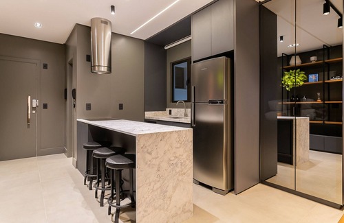 Corrego Grande Apartment | Modern Hotel with Rooftop Pool & Fast Wi-Fi Access