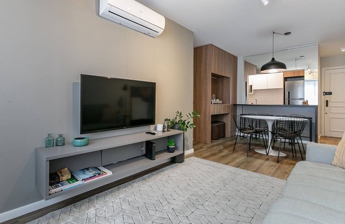 Centro Apartment | Convenient Hotel with Wi-Fi & Pool Near Beiramar Shopping