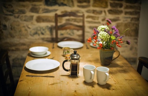 Penrith House | Exceptional Widewath Barn: Top-Rated Stay with Family Comfort