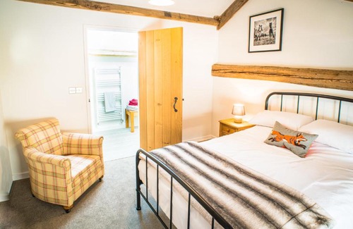Penrith House | Exceptional Widewath Barn: Top-Rated Stay with Family Comfort