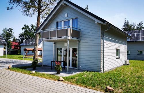 Wiek Apartment | Wiek-Resort: Pet-Friendly Oceanfront Escape with Great Ratings