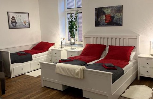 Bad Elster Apartment | Experience Wieko Ferienwohnungen: Oceanfront Bliss Awaits