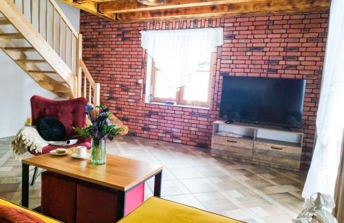 gmina Dobra House | Wierchy Beskidu: Guest Rated 9.8 with Spa & Pet-Friendly Stay