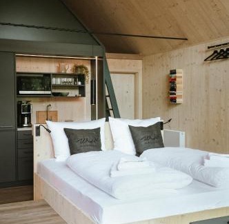 Heilbad Heiligenstadt House | Discover Wiesenglück Tiny House Hotel: Top-Rated Getaway