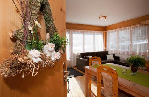 Sent Apartment | Cozy Wieser Apartment for 2-3 Guests with Child-Friendly Perks