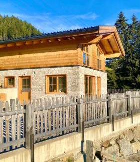 Gerlosberg Ski Chalet | Guest Rated 10/10 at Almchalet Wieslhütte - Family-Friendly Stay