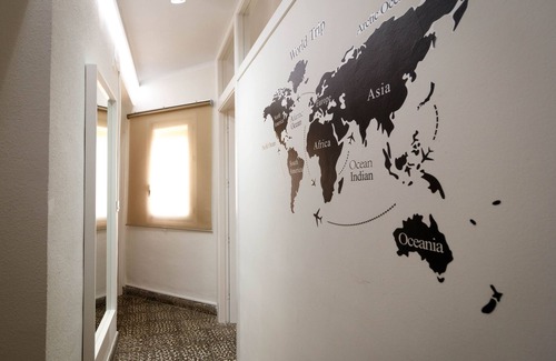 Almeria Centro Apartment | Free WiFi at Cathedral Palace - Perfect for Families