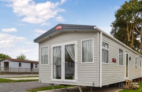 Wilberfoss House | Family-Friendly Haven Lodge for Memorable Getaways
