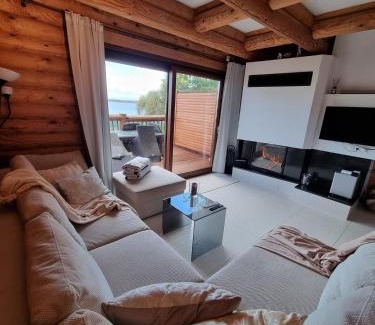 Mietkow Apartment | Pet-Friendly Oceanfront Escape at Wilcza Przystań
