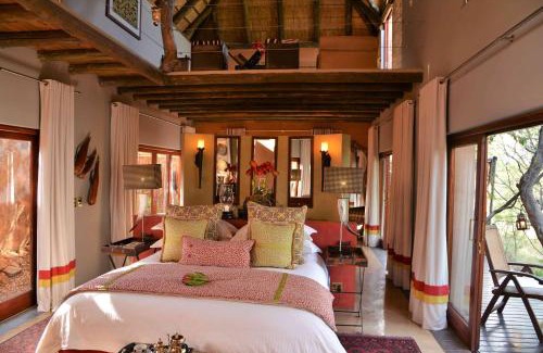 Rooiberg Cabin | Experience Nature at Wild & Free Private Game Lodge