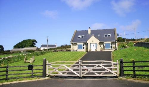Greencastle Bed & Breakfast | Oceanfront Wild Atlantic View in Inishowen – Rated 9.5/10