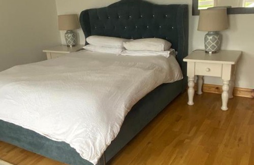 Lecemy House | Pet and Child Friendly Stay at Wild Atlantic Way Cottage