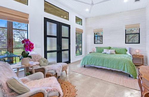 Wimberley House | Family-Friendly Stay at Dirt Candy-Ali Oti Hotel