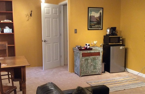 Fort Collins House | Wild Dandelion Suite with Bikes