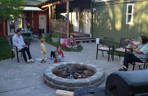 Merrill Hotel | Discover Wild Goose Lodge: Family & Pet-Friendly Retreat