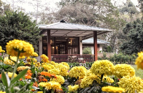 Balipara Cottage | Explore Wild Mahseer: Family-Friendly Stay with Breakfast