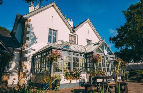 Llangollen Hotel | Relaxing Getaway at Wild Pheasant Hotel & Spa for All