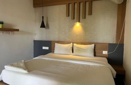 Lakkidi Ski Chalet | Discover Comfort at Wild Root Stay - Aster Chalet