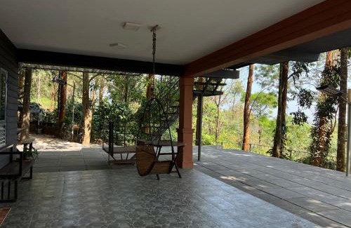 Lakkidi Ski Chalet | Discover Comfort at Wild Root Stay - Aster Chalet