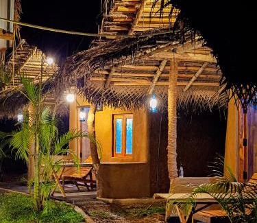 Udawalawa Hotel | Discover Wild Safari Clay House: Rated 9.9/10, Family-Friendly