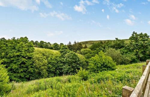 Oswestry Other | Wild Valley Bunkhouse: Pet-Friendly Retreat with Top Ratings