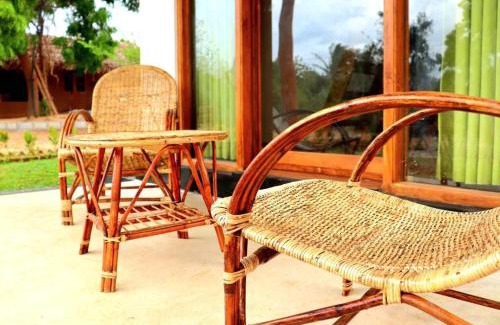 Lahugala Resort | Top-Rated Wild Waves Kumana Safari & Surf Resort in Panama
