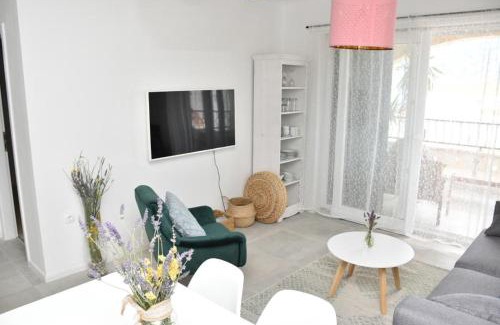Razanac Apartment | Wild Wind: Top-Rated Hotel with Pet-Friendly Amenities
