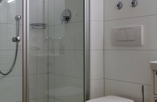 Rothenburg ob der Tauber Hotel | Discover Wildbad Rothenburg: Family-Friendly & Accessible Stay