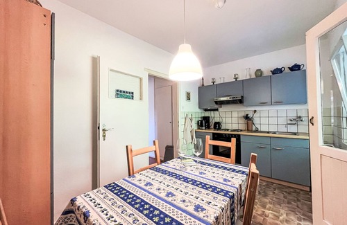 Traben-Trarbach Apartment | Comfortable Wildbadstrasse by Interhome with Spa & Kitchen