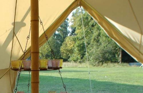 Lignieres-Orgeres Other | Experience Wildberry Glamping: Rated 9.2 by Guests!
