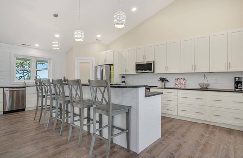 Chincoteague House | Wildcat Haven - Waterfront Escape with Incredible Views