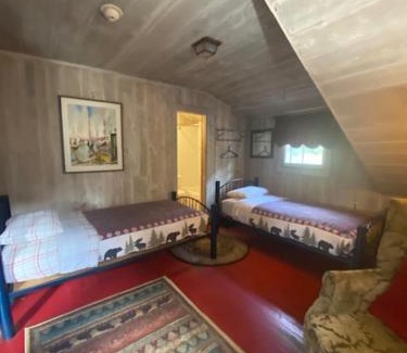 Jackson Hotel | Discover Wildcat Inn and Tavern: Pet-Friendly Retreat